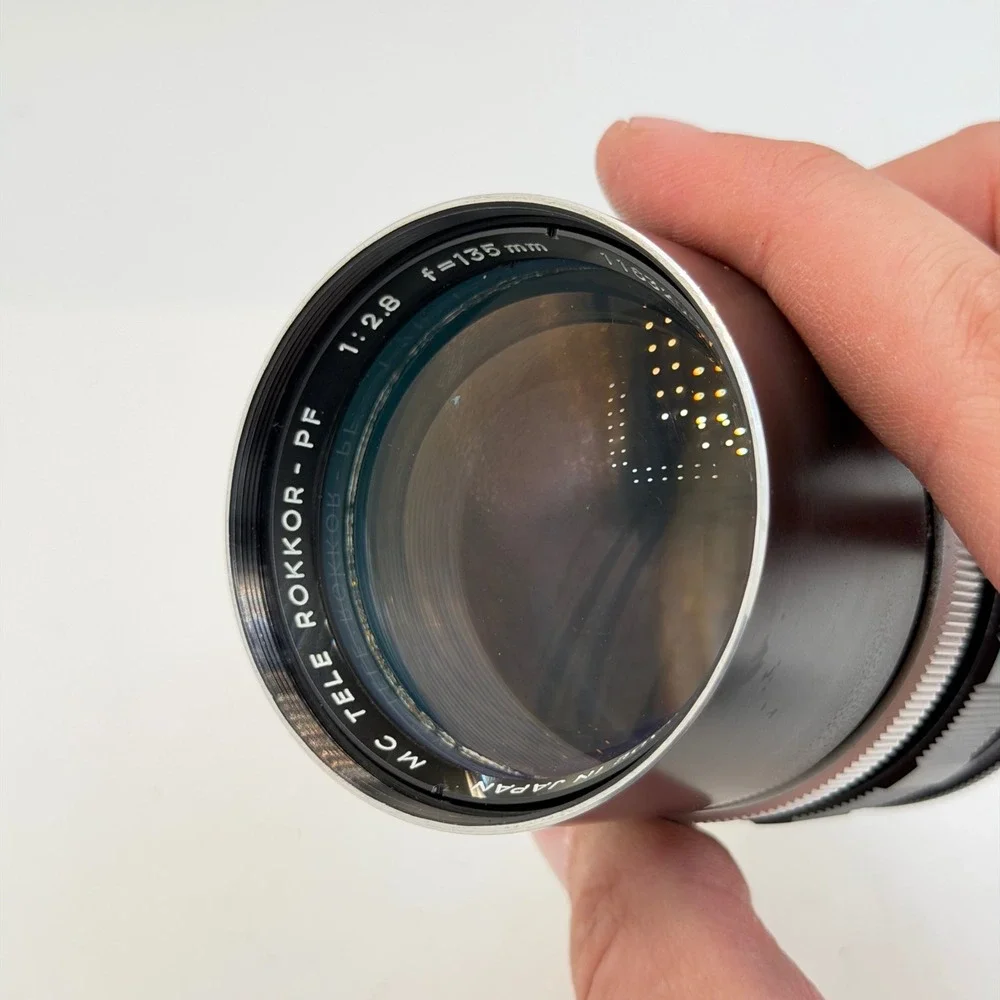 Minolta MC Tele Rokkor-PF 135mm f2.8 Lens with Hood and Case Vintage Japan